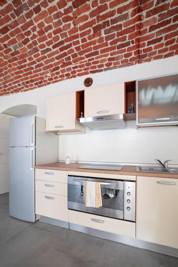 To.Sta Bwithoutb Home Sharing Nel Centro Di Torino Dış mekan fotoğraf
